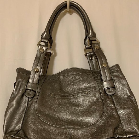 B. Makowsky Handbag, Silver Grey Leather - Picture 11 of 16